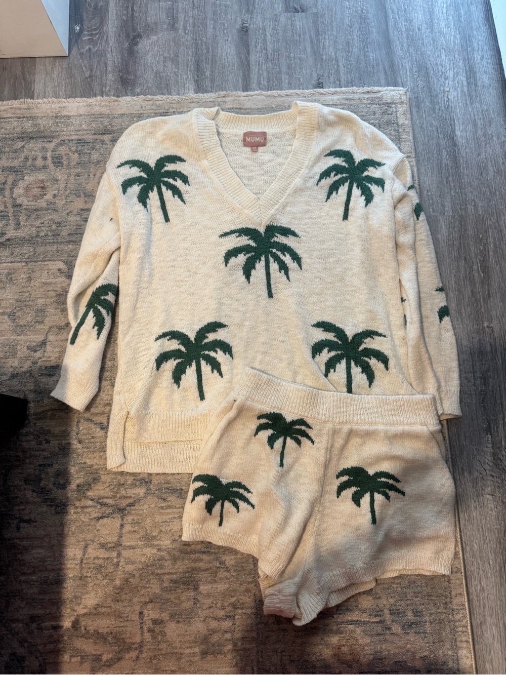 Show me your Mumu Cream Green Palm Tree knie set - Picture 3 of 9
